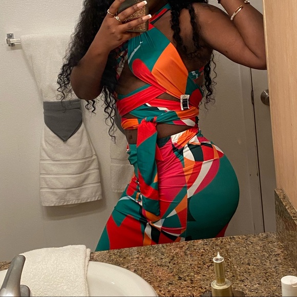 Colorful Two Piece Set - Picture 2 of 2